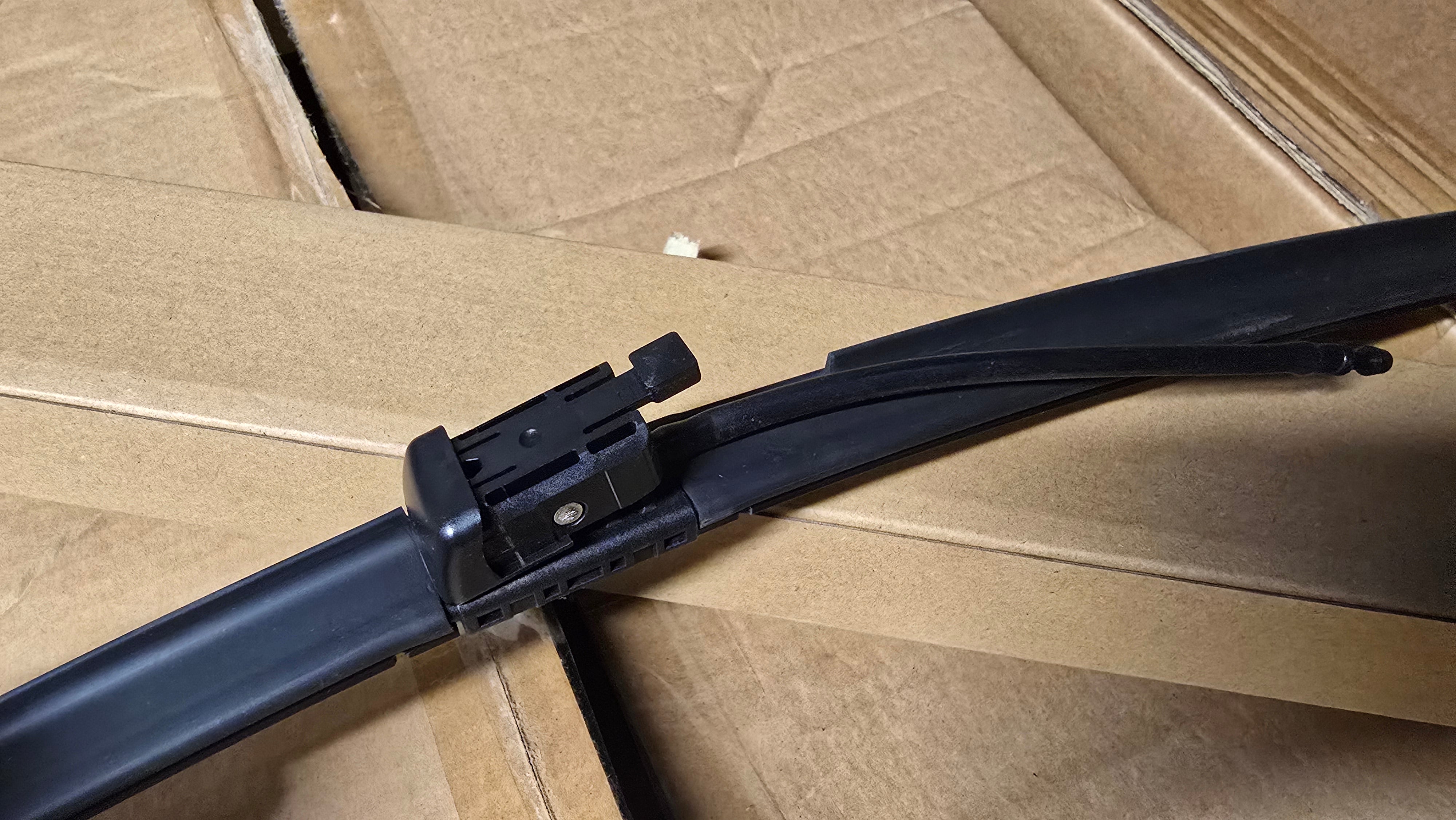 Frontscheibenwischer Set 2x 700 mm für DAF XG+ ab 2022