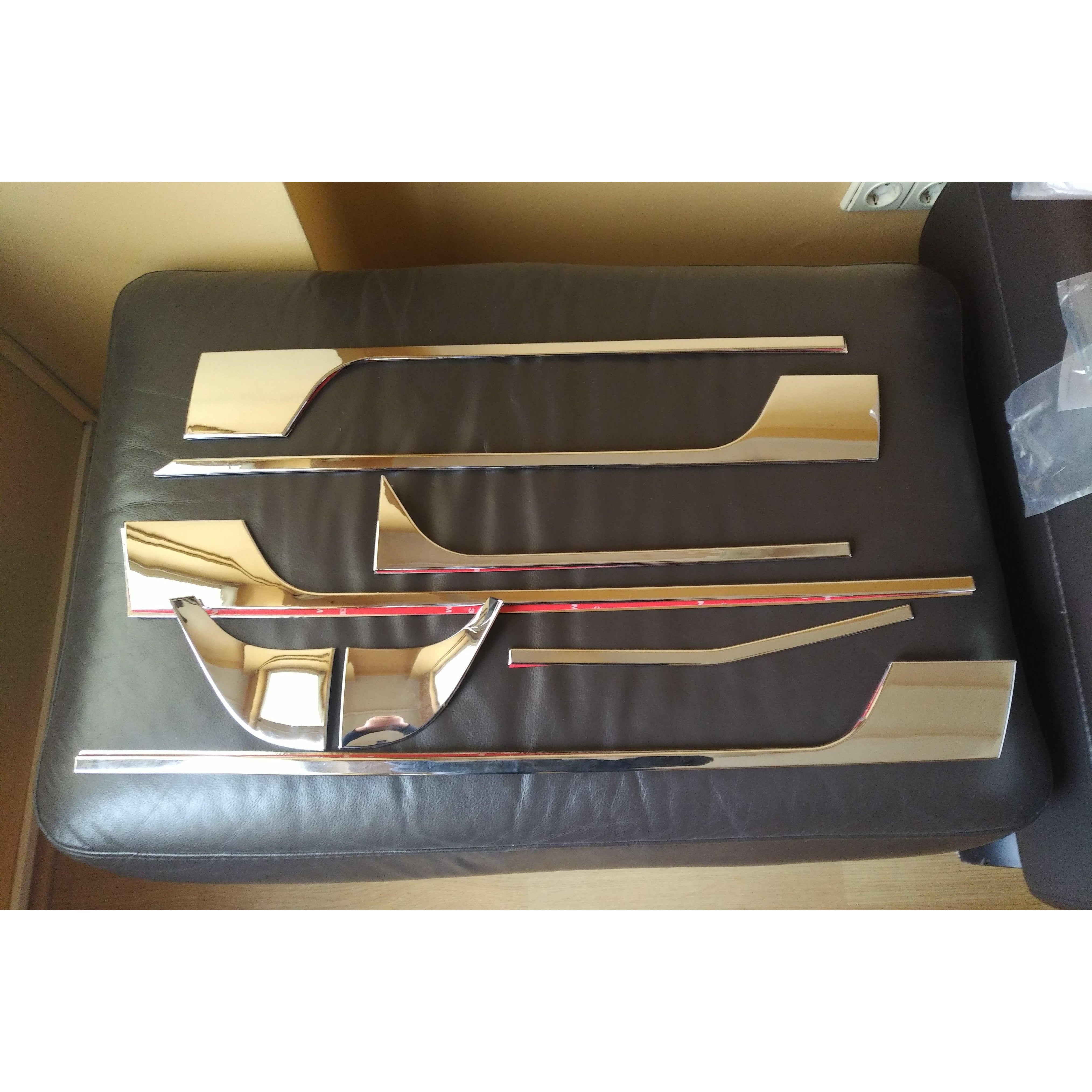 Satz Chrom-Blenden für den Mercedes Actros MP4 Frontgrill (13 Elemente)